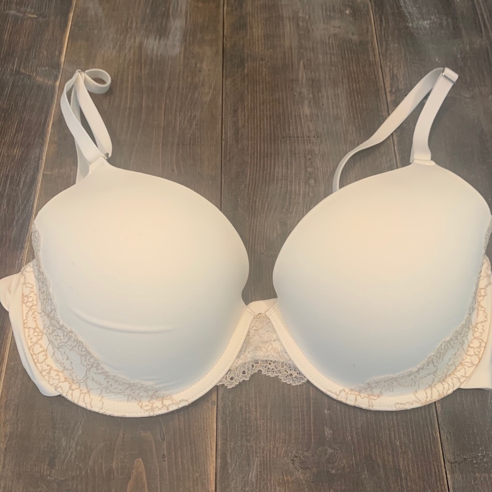 Soma off white bra